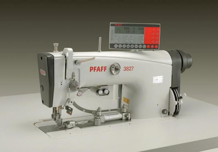 Pfaff Integrated sewing unit for closing side- and shoulder seams 3827