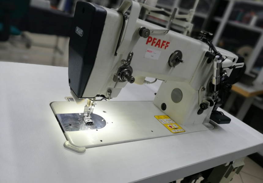 PFAFF 938 - HIGH-SPEED ZIGZAG SEWING MACHINES WITH DROP FEED